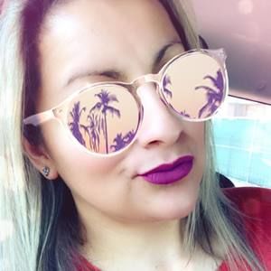 Meet your Posher, Ana